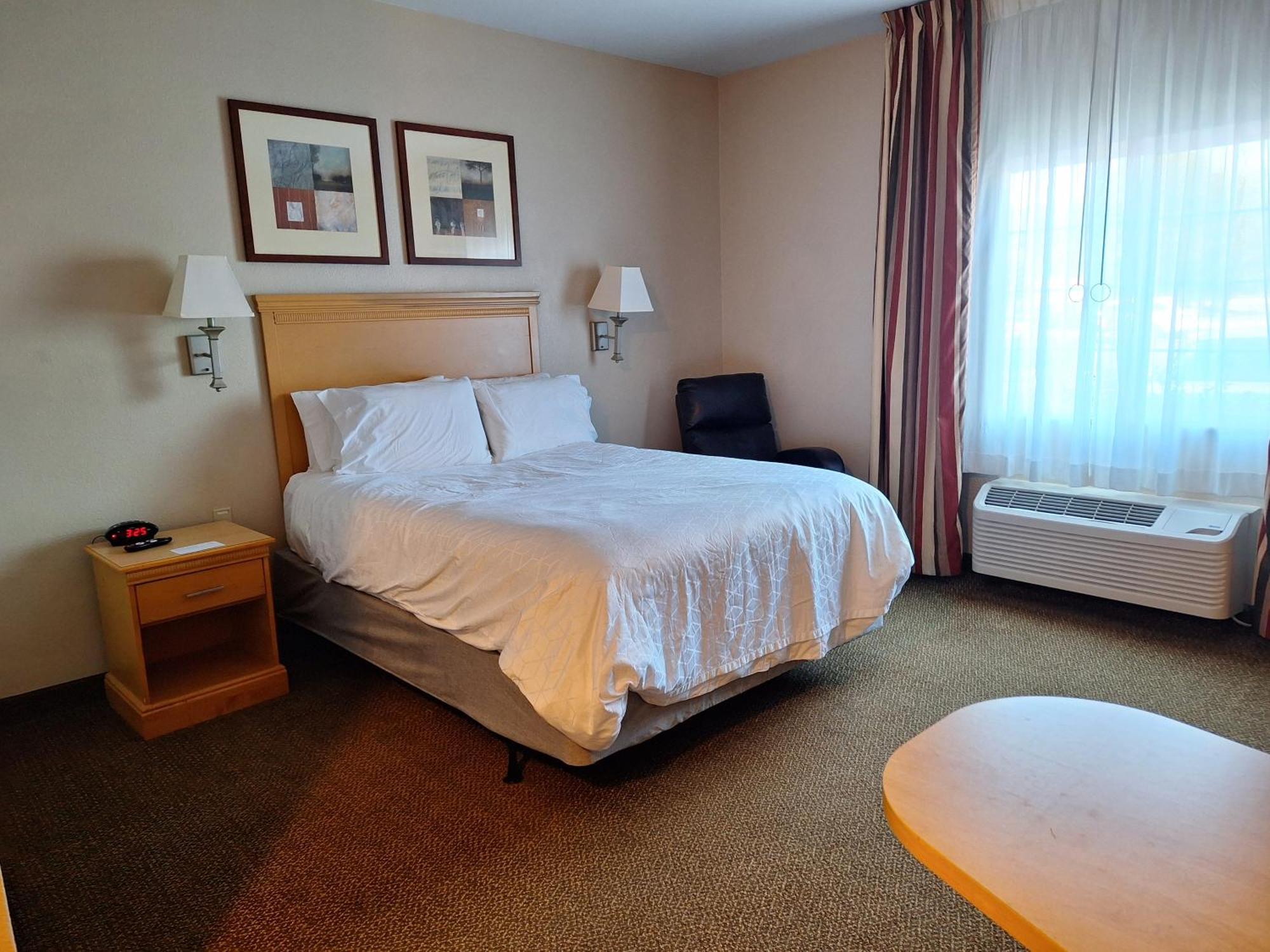 Candlewood Suites Junction City - Ft. Riley By Ihg Exterior foto